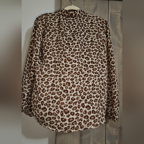 LA REDOUTE R edition leopard print button up blouse. Size 8 - Picture 7 of 7